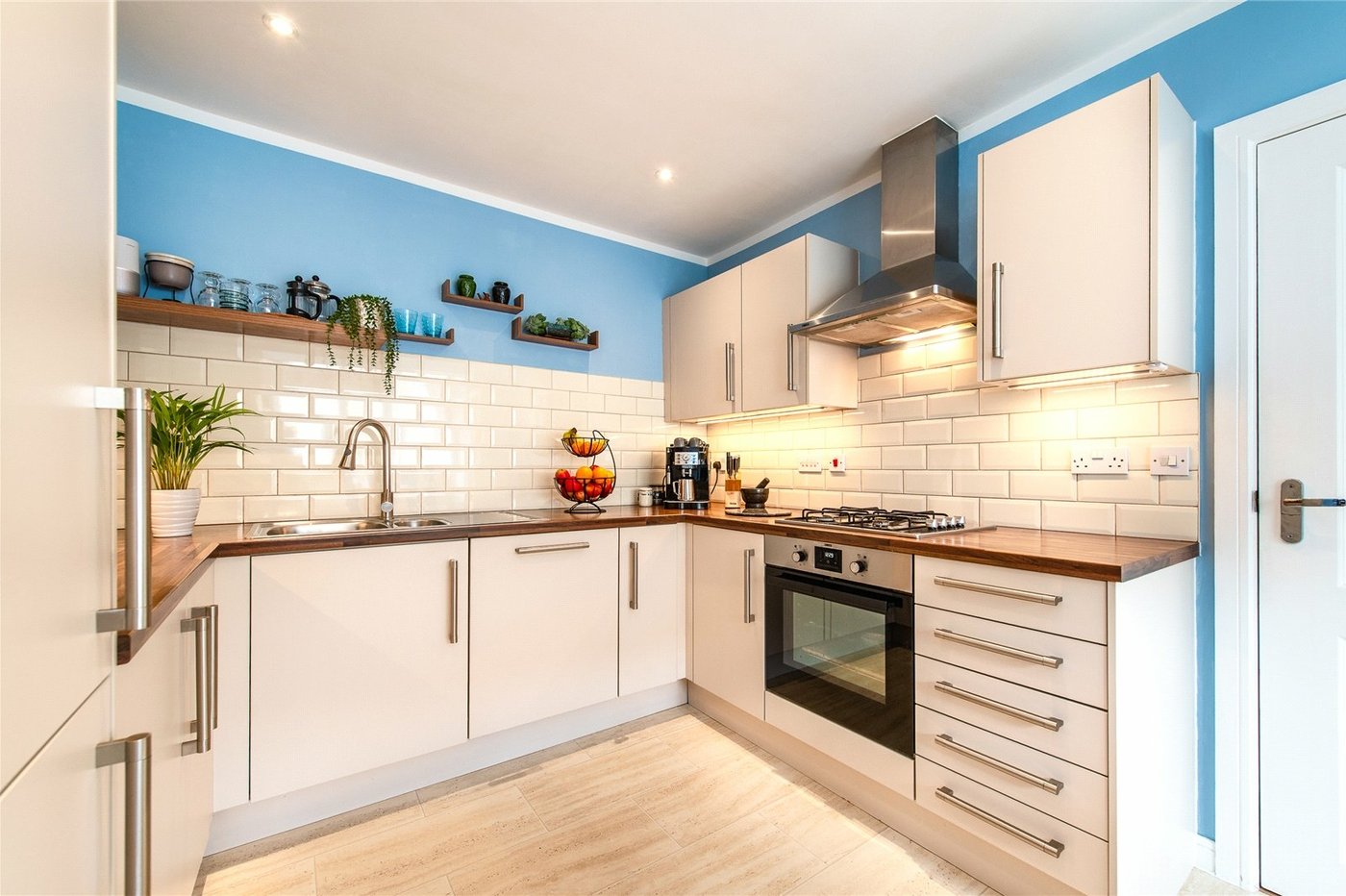 3 bedroom house for sale in Oakwood Park | Robinson Michael & Jackson