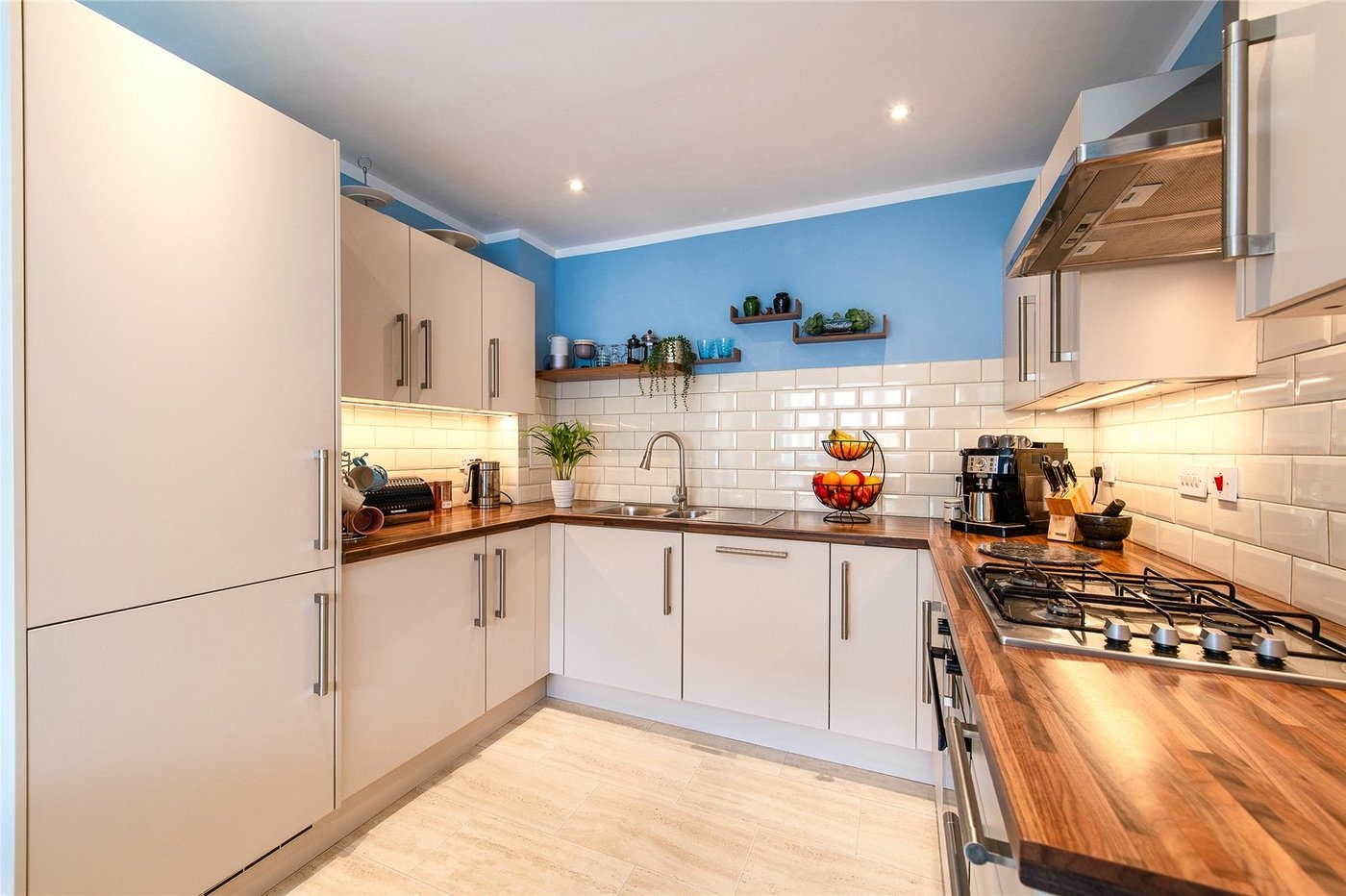 3 bedroom house for sale in Oakwood Park | Robinson Michael & Jackson