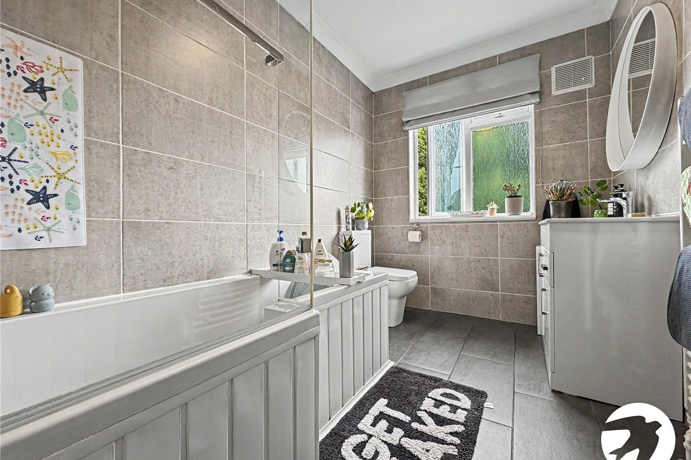 2 bedroom house for sale in Chatham | Robinson Michael & Jackson
