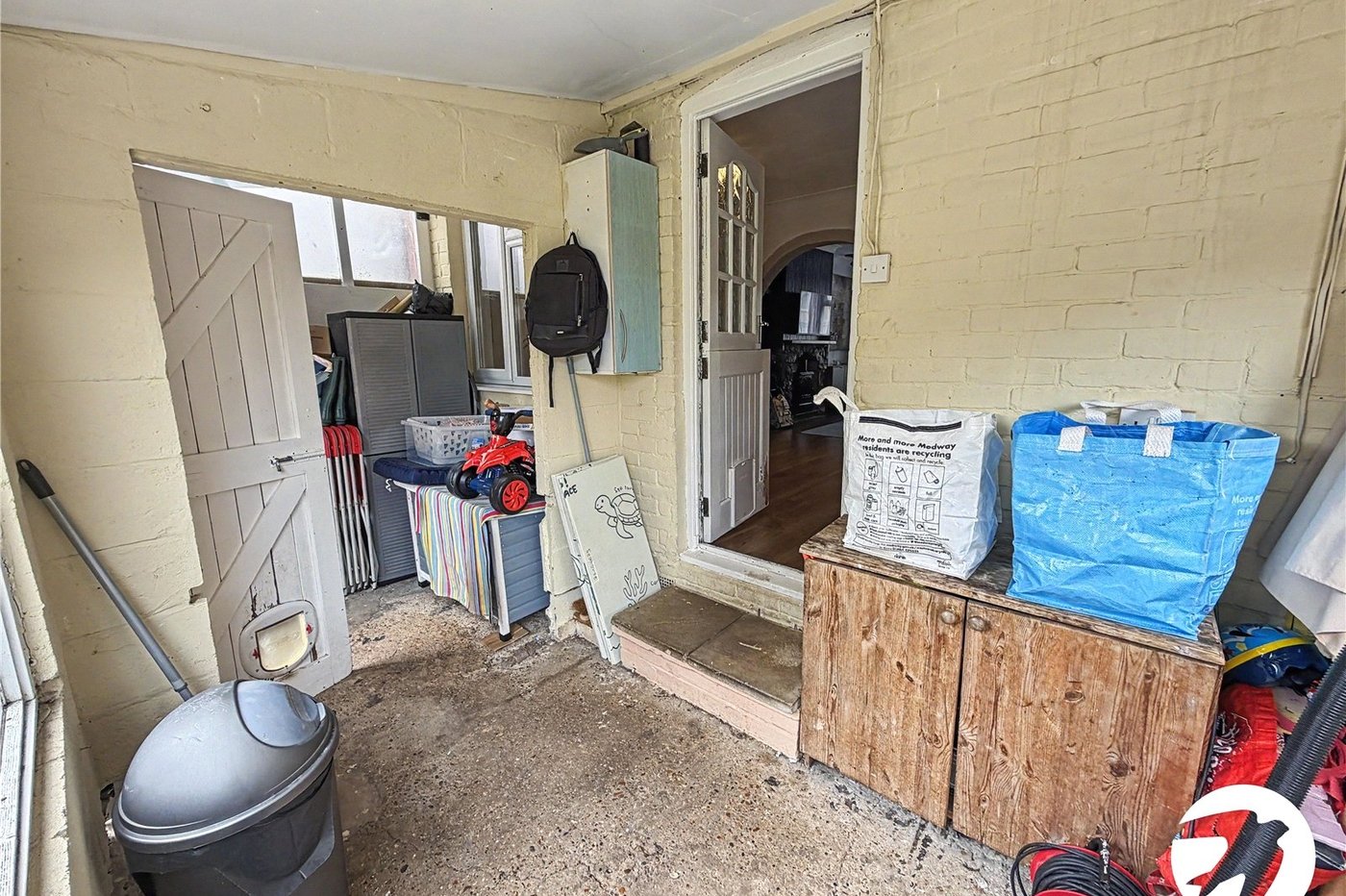 2 bedroom house for sale in Chatham | Robinson Michael & Jackson