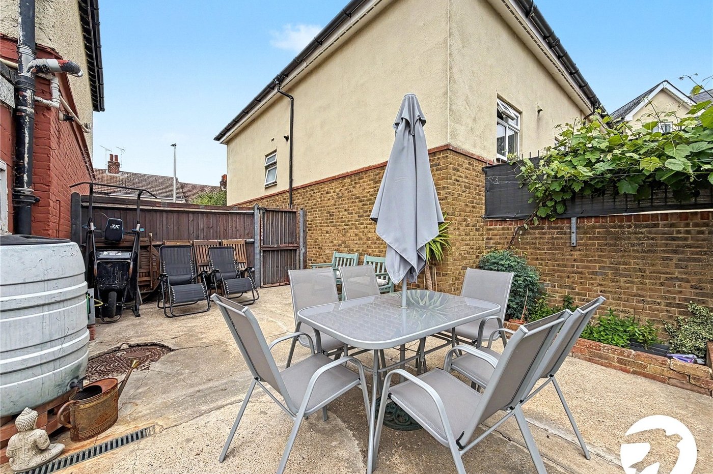 2 bedroom house for sale in Chatham | Robinson Michael & Jackson