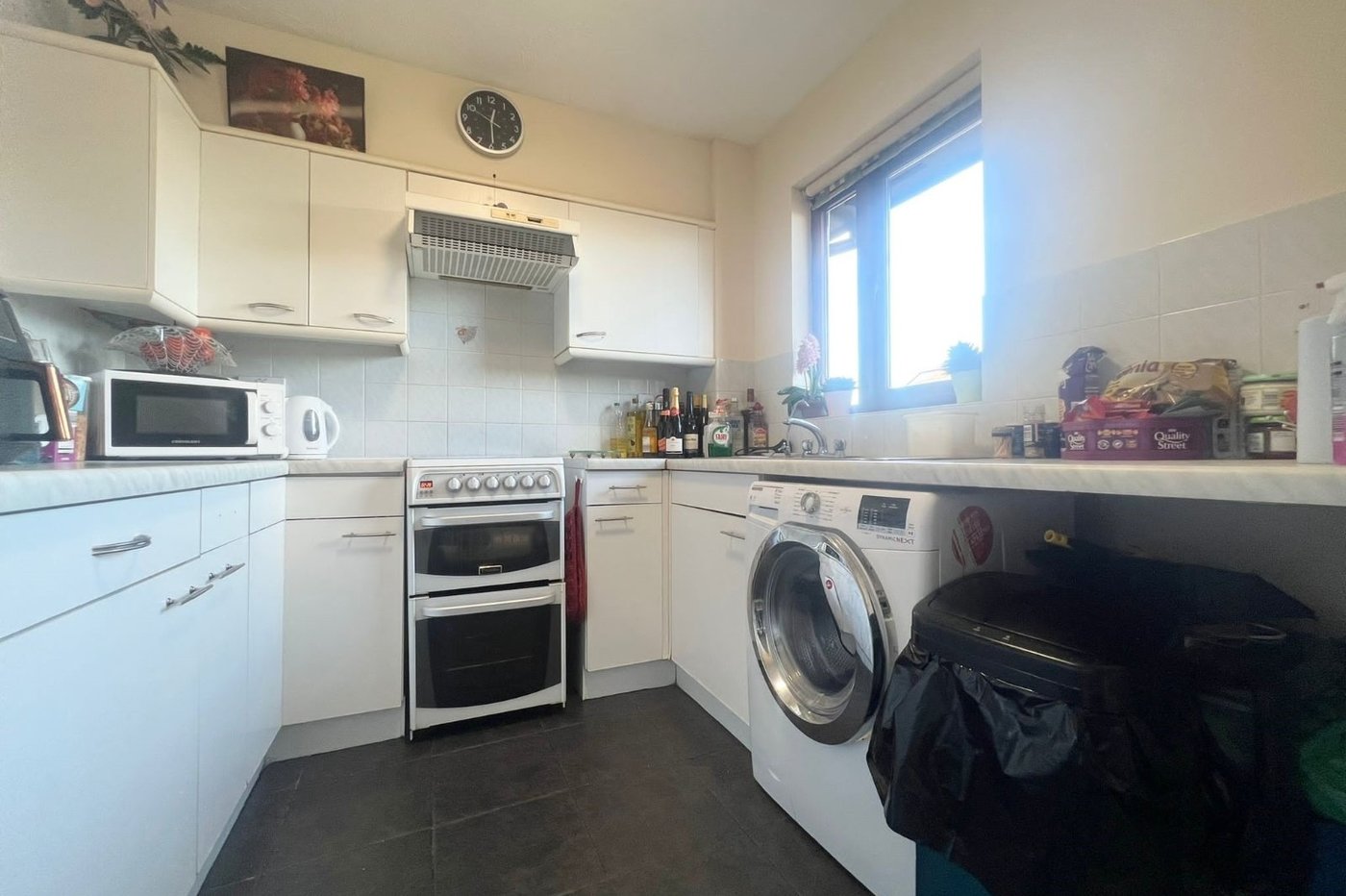 Property for sale in Gravesend, Kent, DA12 Robinson Michael & Jackson