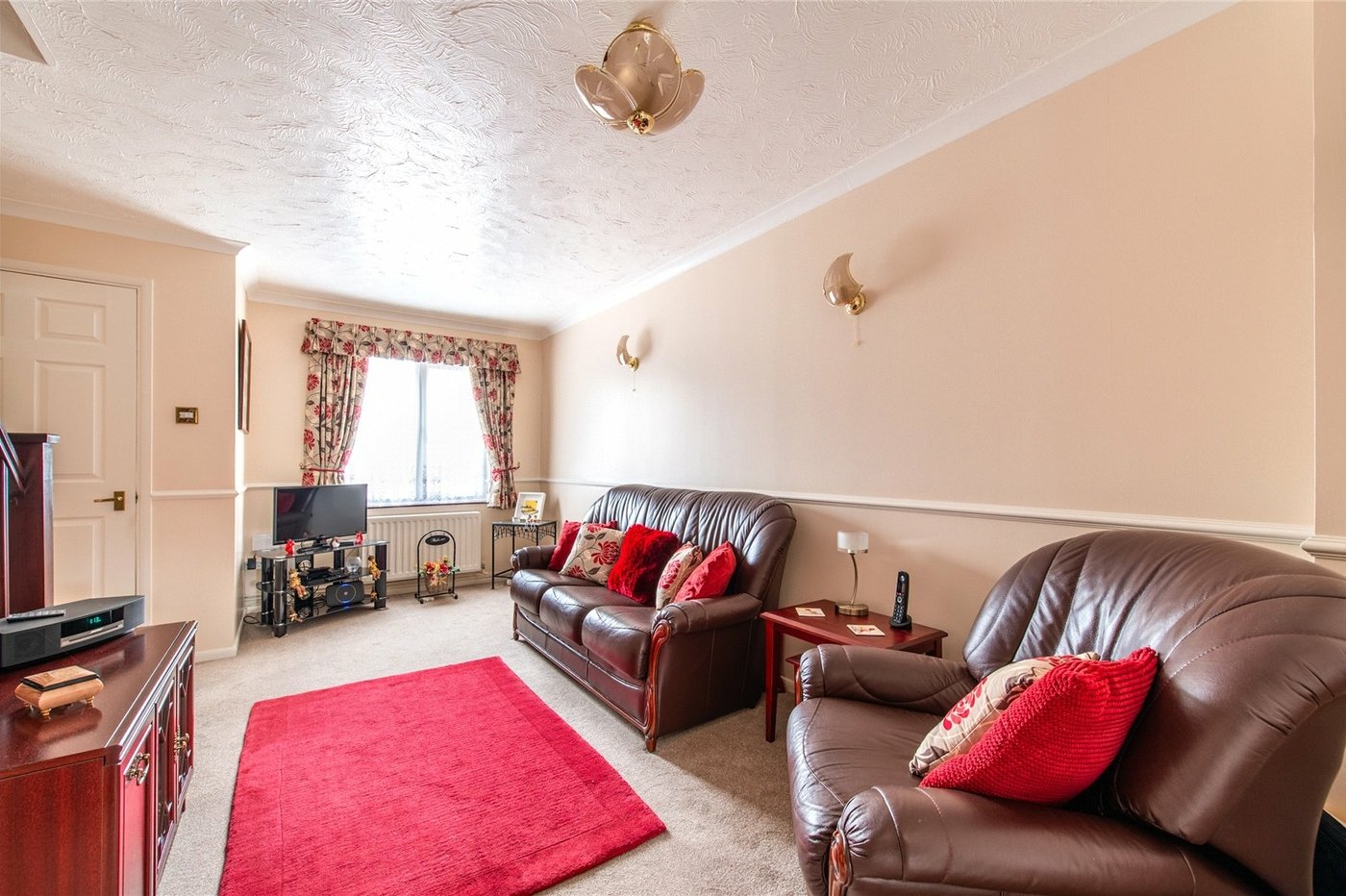 2 bedroom house for sale in Gravesend | Robinson Michael & Jackson