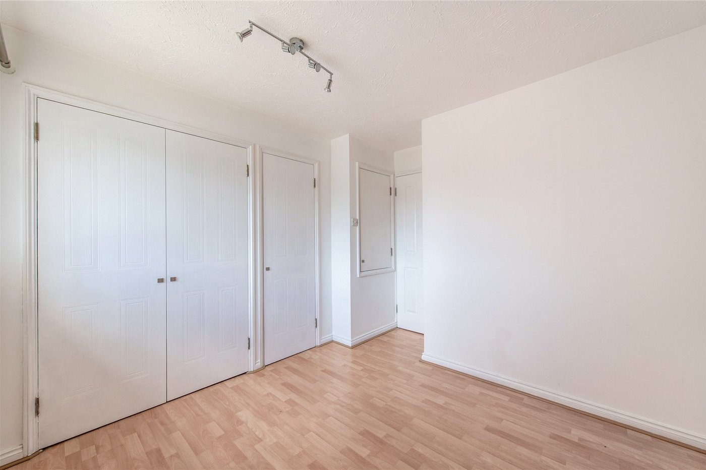 2 bedroom house for sale in Gravesend | Robinson Michael & Jackson