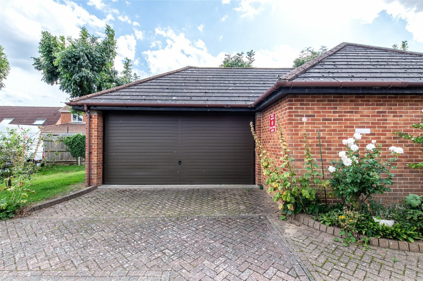 2 bedroom house for sale in Gravesend | Robinson Michael & Jackson