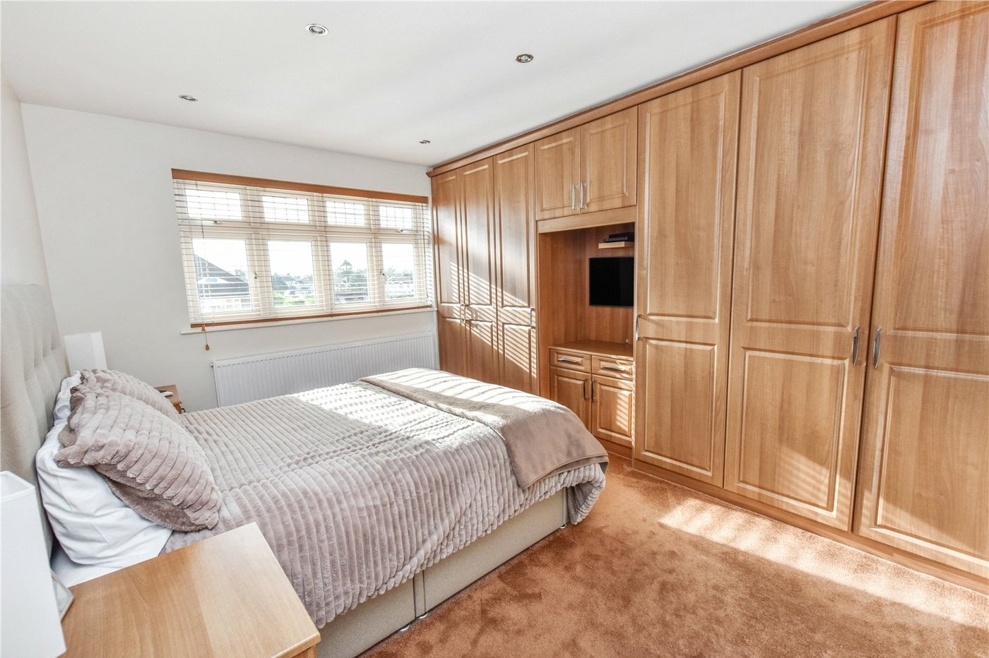 4 bedroom house for sale in Bexleyheath | Robinson Jackson