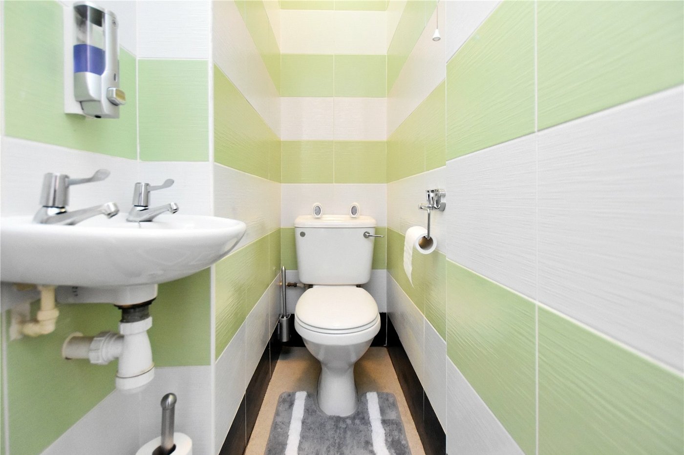 4 bedroom house for sale in Bexleyheath | Robinson Jackson