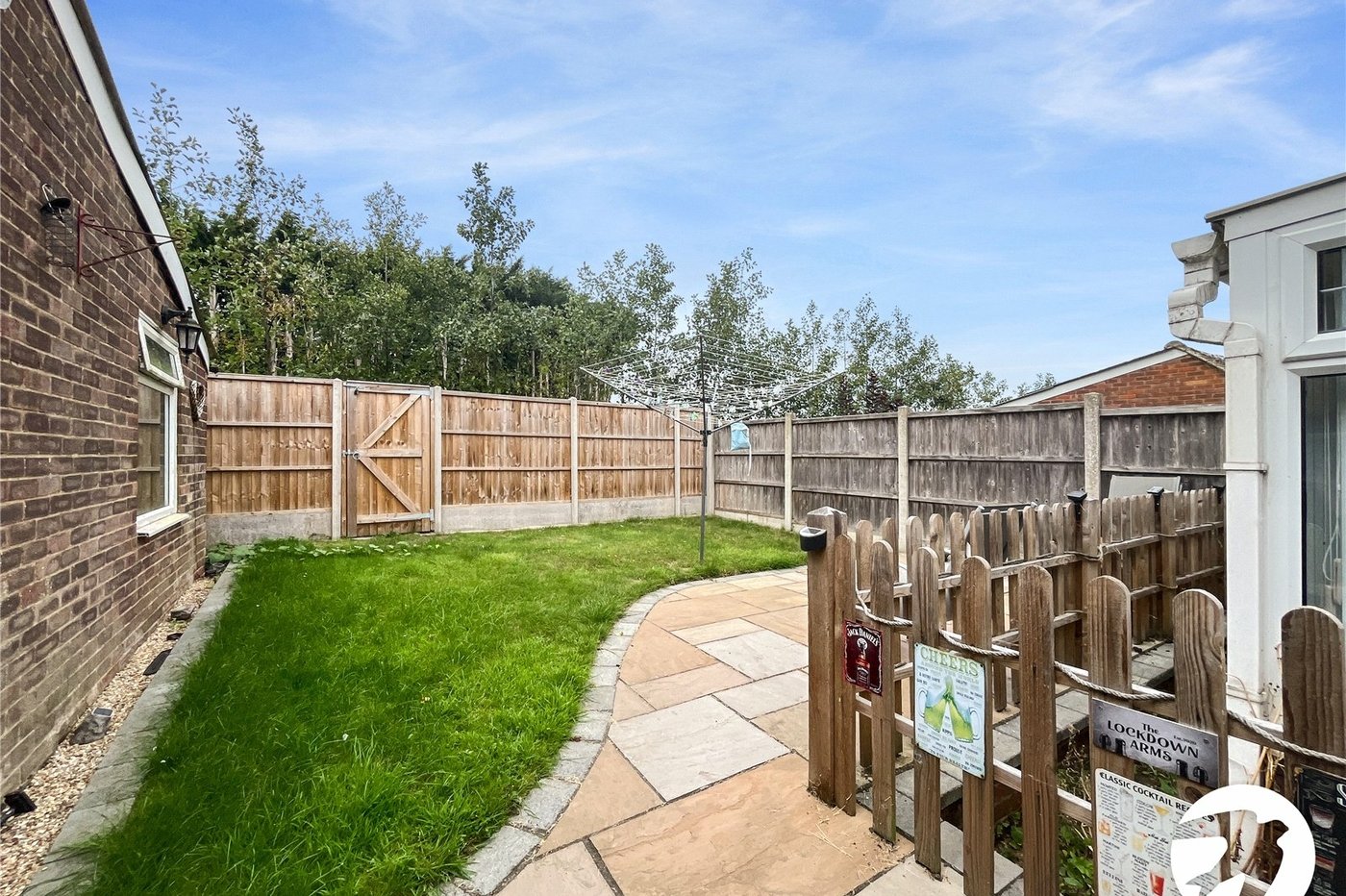 3 bedroom bungalow for sale in Sittingbourne | Robinson Michael & Jackson