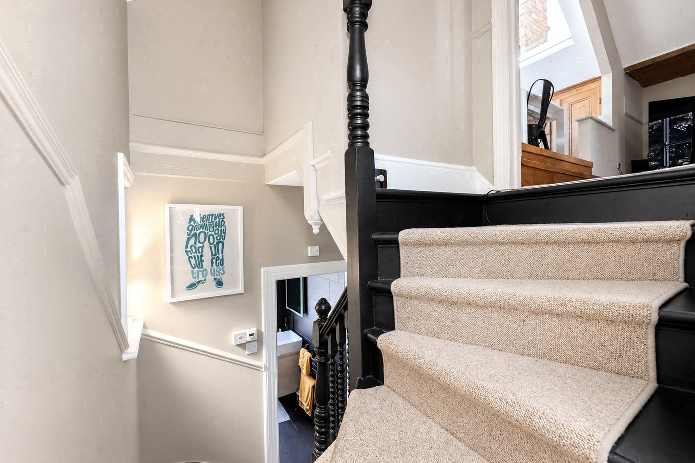 2 bedroom property for sale in London | Robinson Jackson