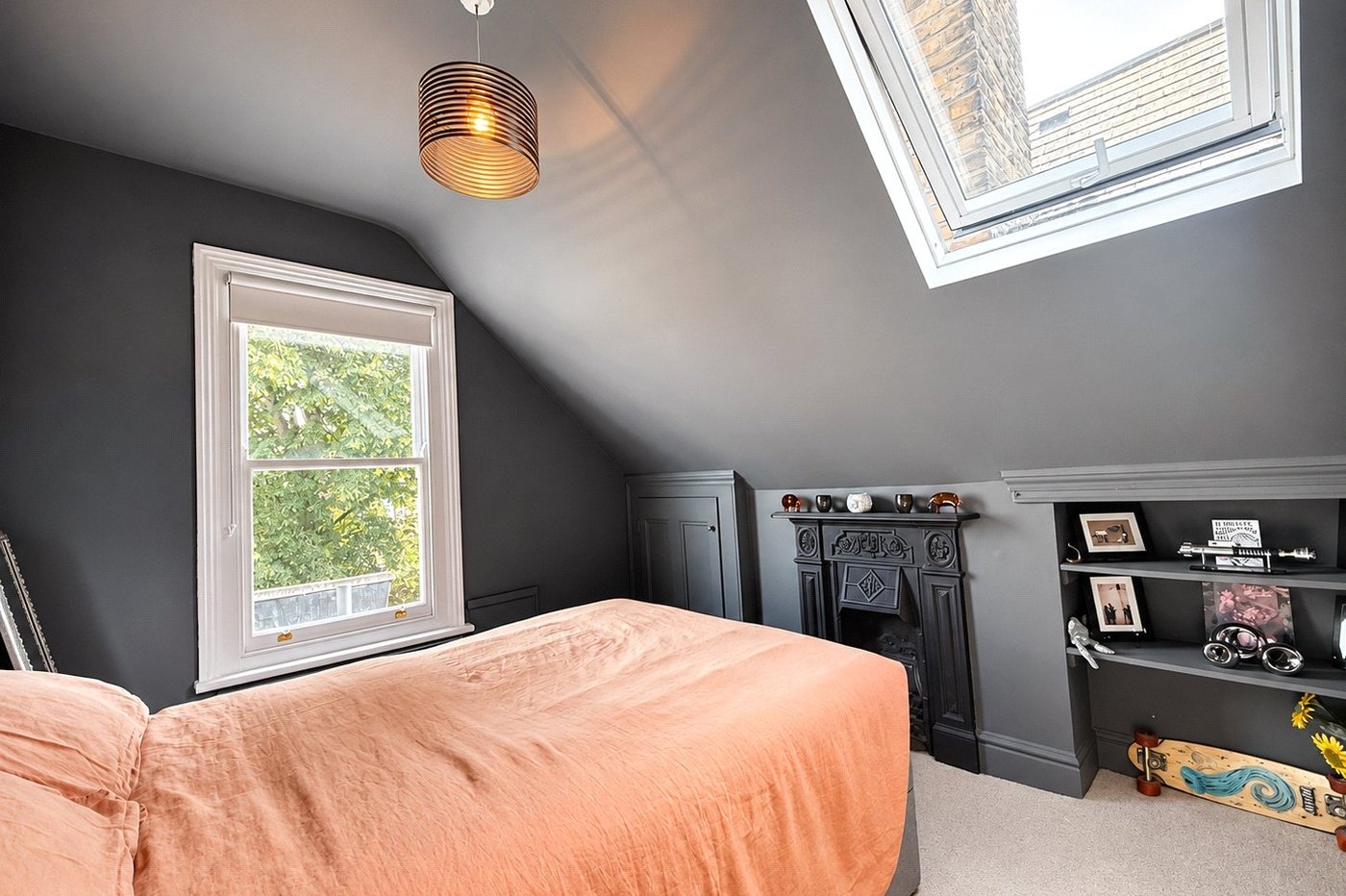 2 bedroom property for sale in London | Robinson Jackson