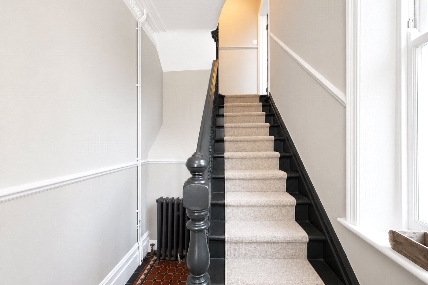 2 bedroom property for sale in London | Robinson Jackson