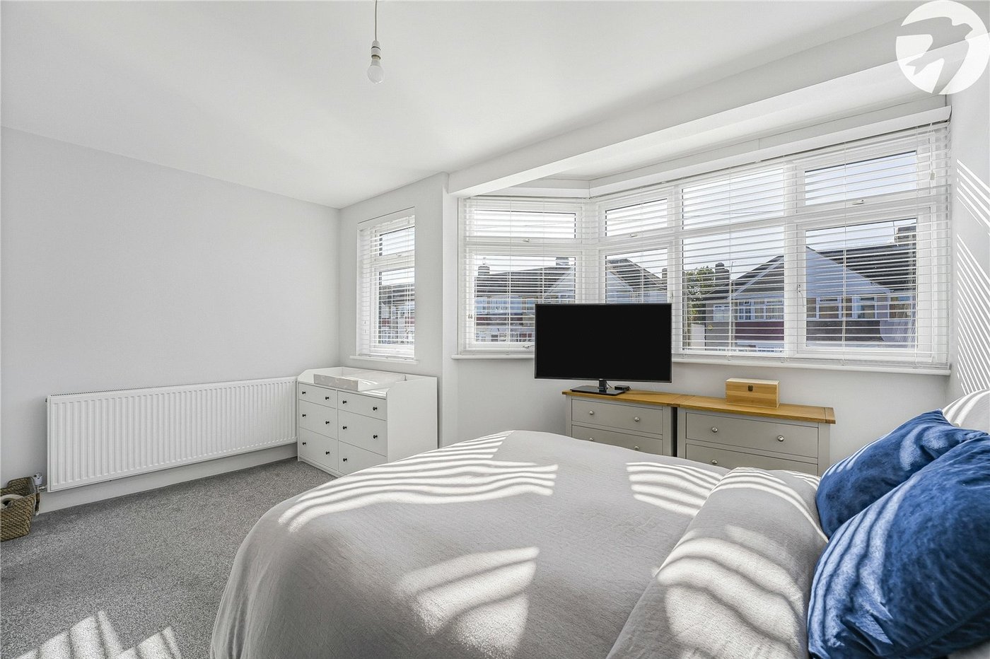 2 bedroom house for sale in Dartford | Robinson Jackson