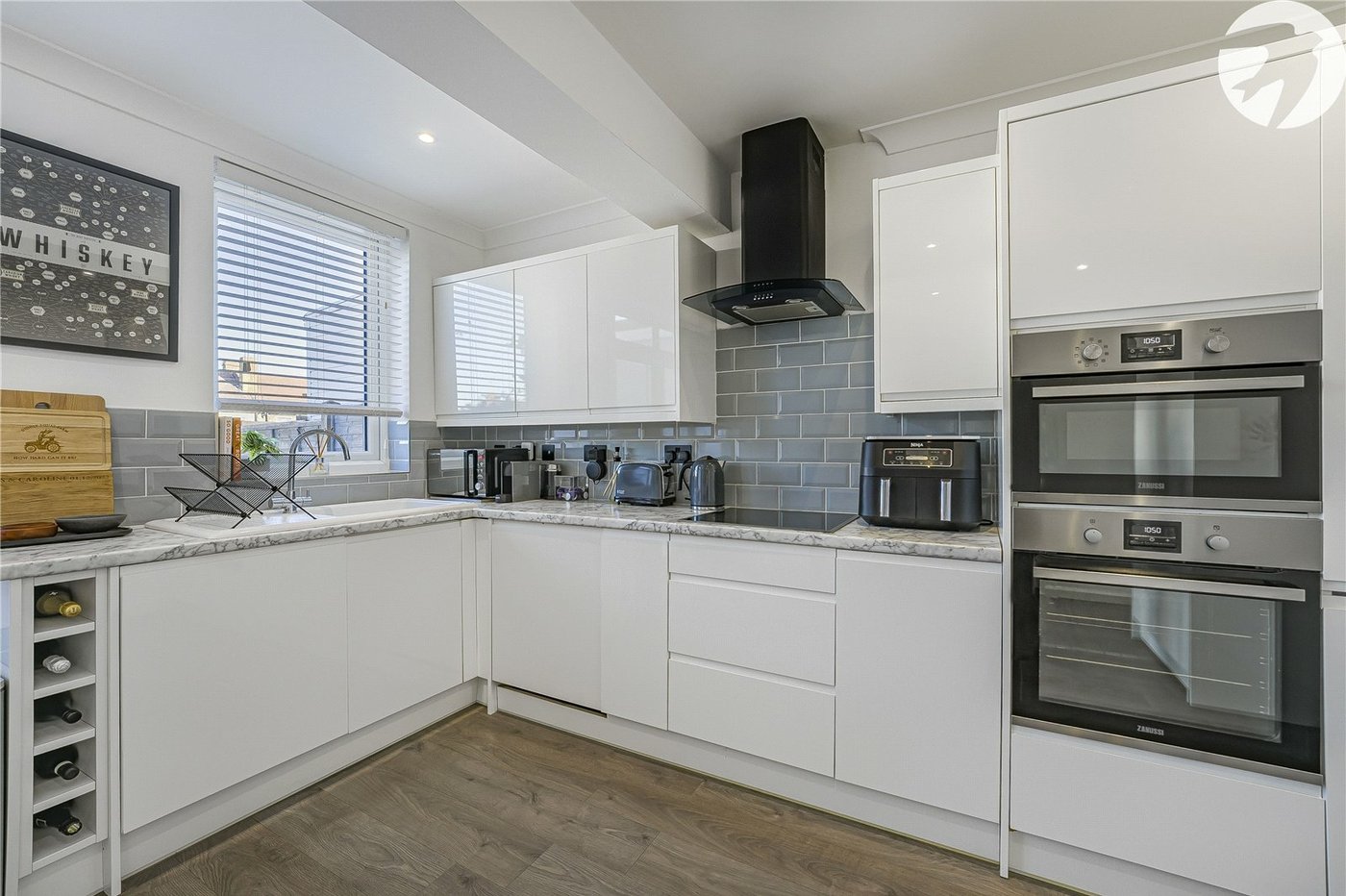 2 bedroom house for sale in Dartford | Robinson Jackson
