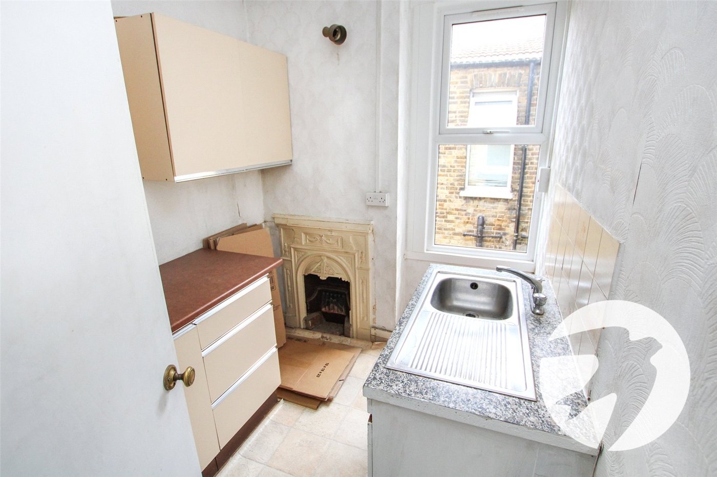 6 bedroom house for sale in London | Robinson Jackson