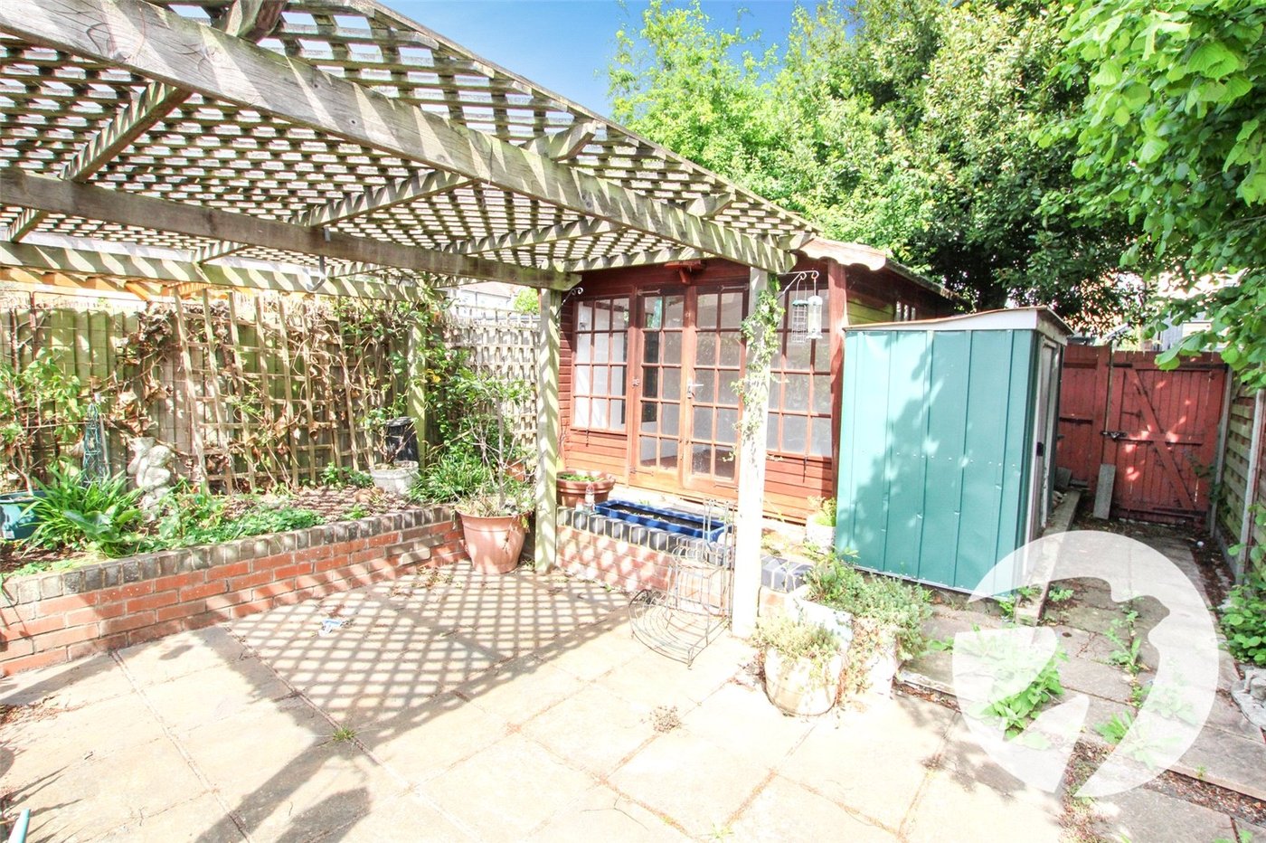 6 bedroom house for sale in London | Robinson Jackson
