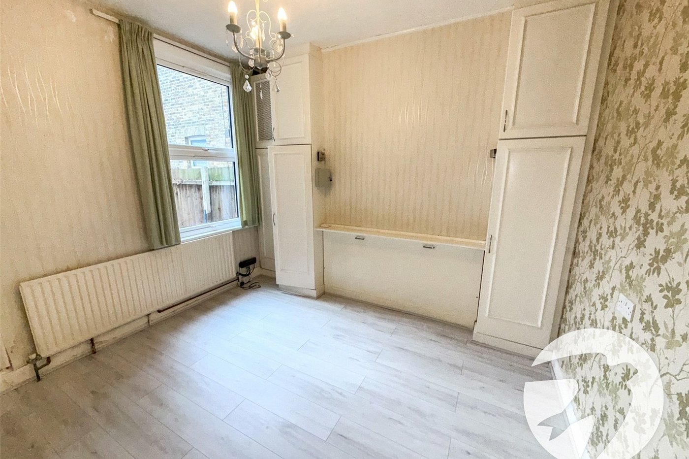 6 bedroom house for sale in London | Robinson Jackson