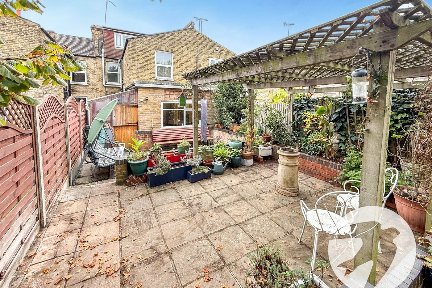 6 bedroom house for sale in London | Robinson Jackson