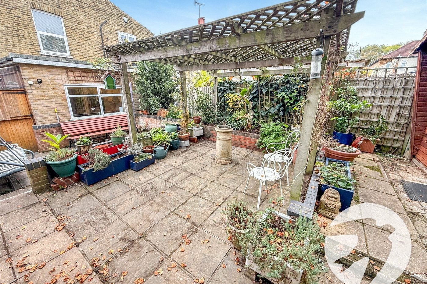 6 bedroom house for sale in London | Robinson Jackson