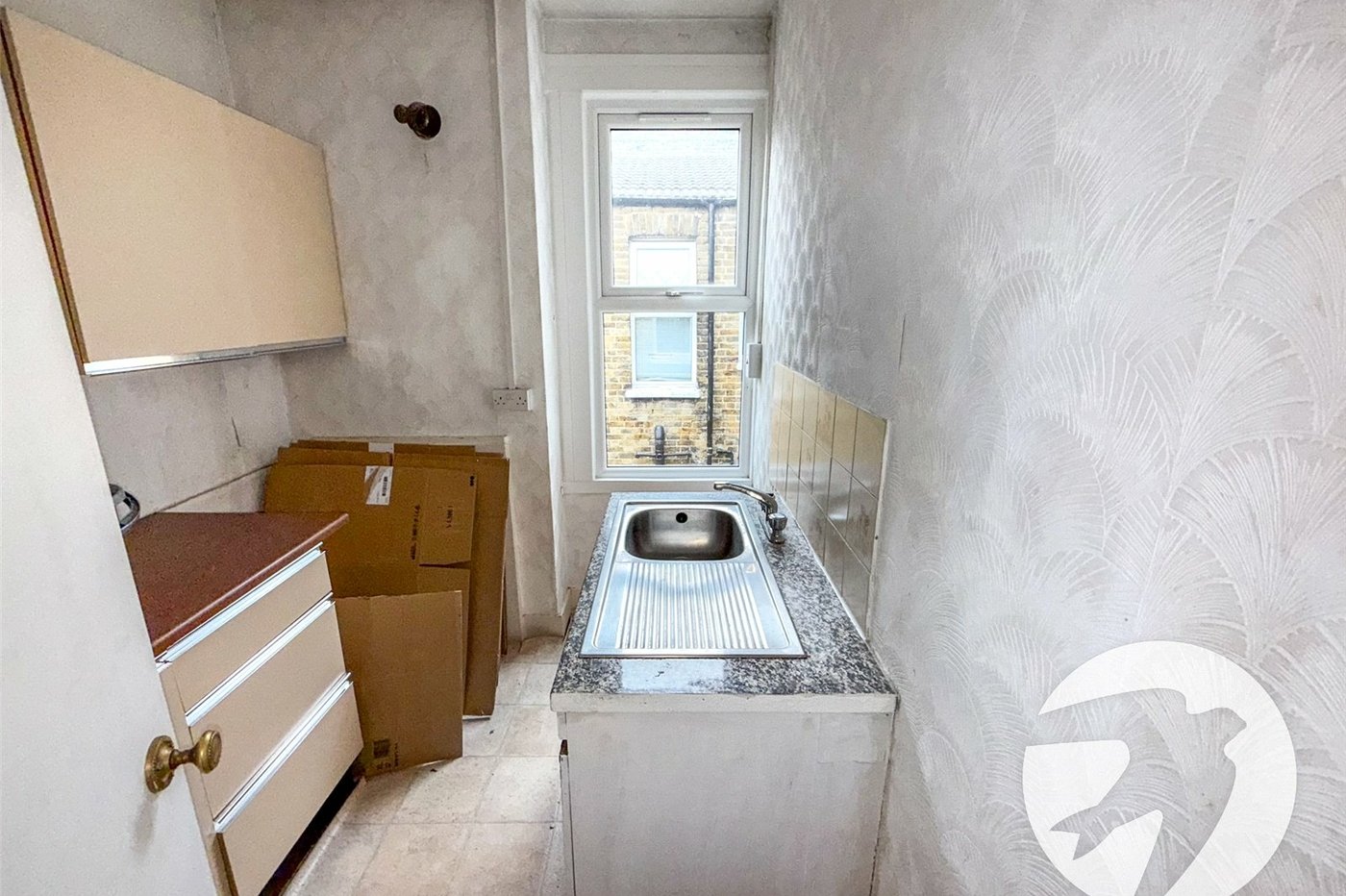 6 bedroom house for sale in London | Robinson Jackson