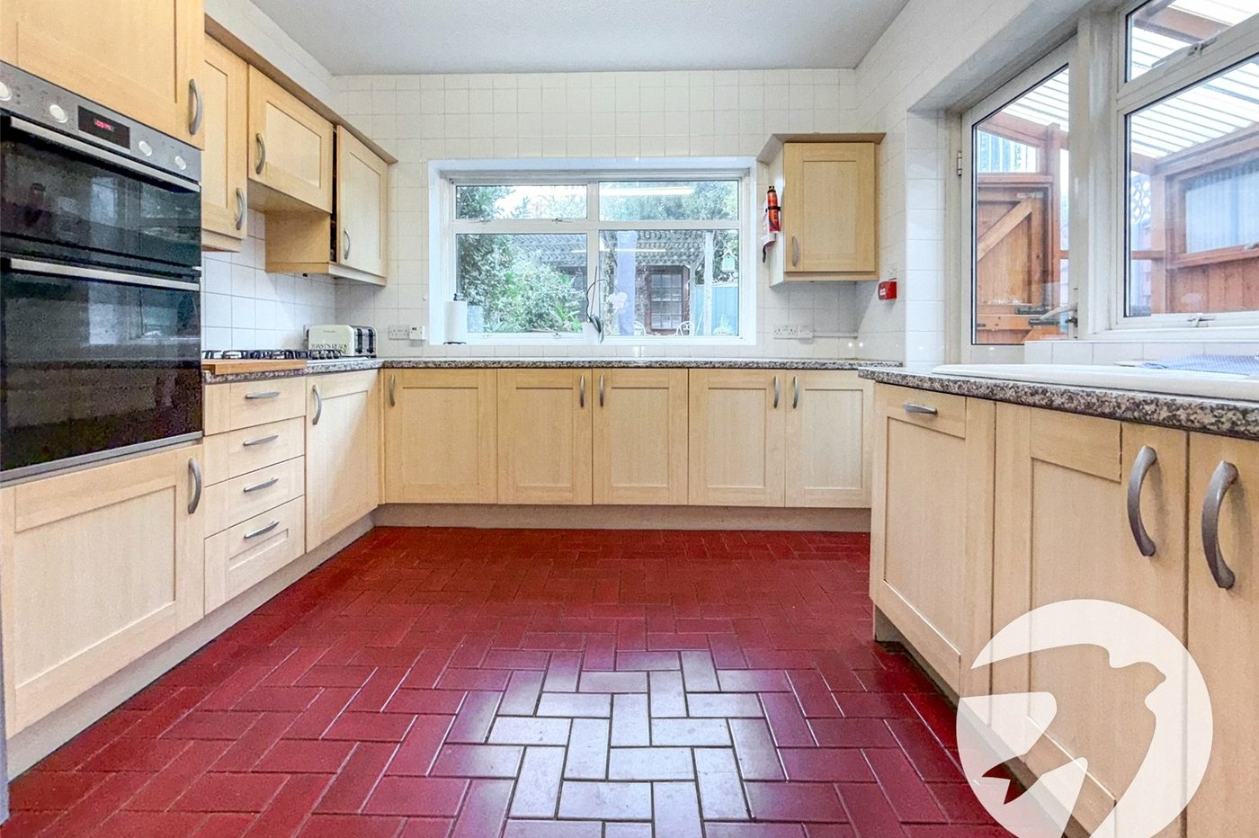 6 bedroom house for sale in London | Robinson Jackson