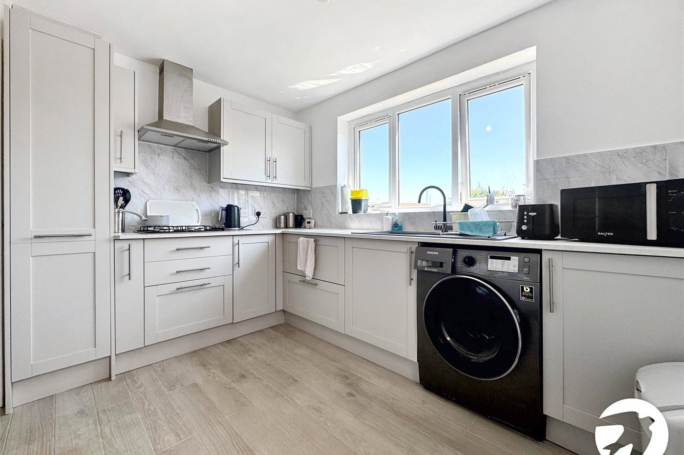 2 bedroom bungalow for sale in Sittingbourne | Robinson Michael & Jackson
