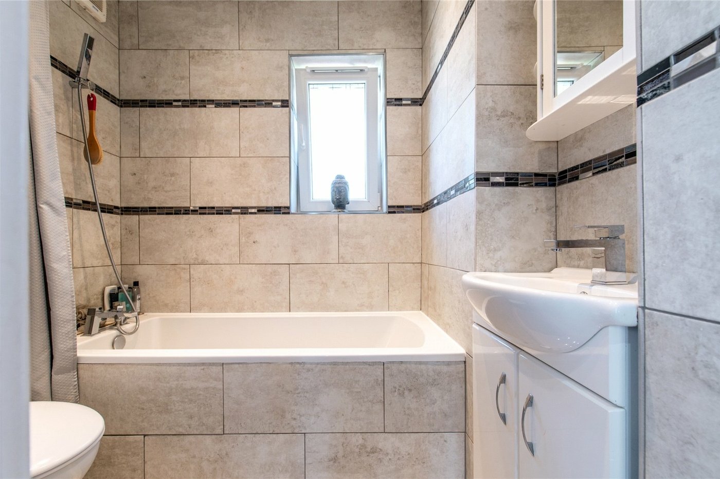 3 bedroom house for sale in Gravesend | Robinson Michael & Jackson