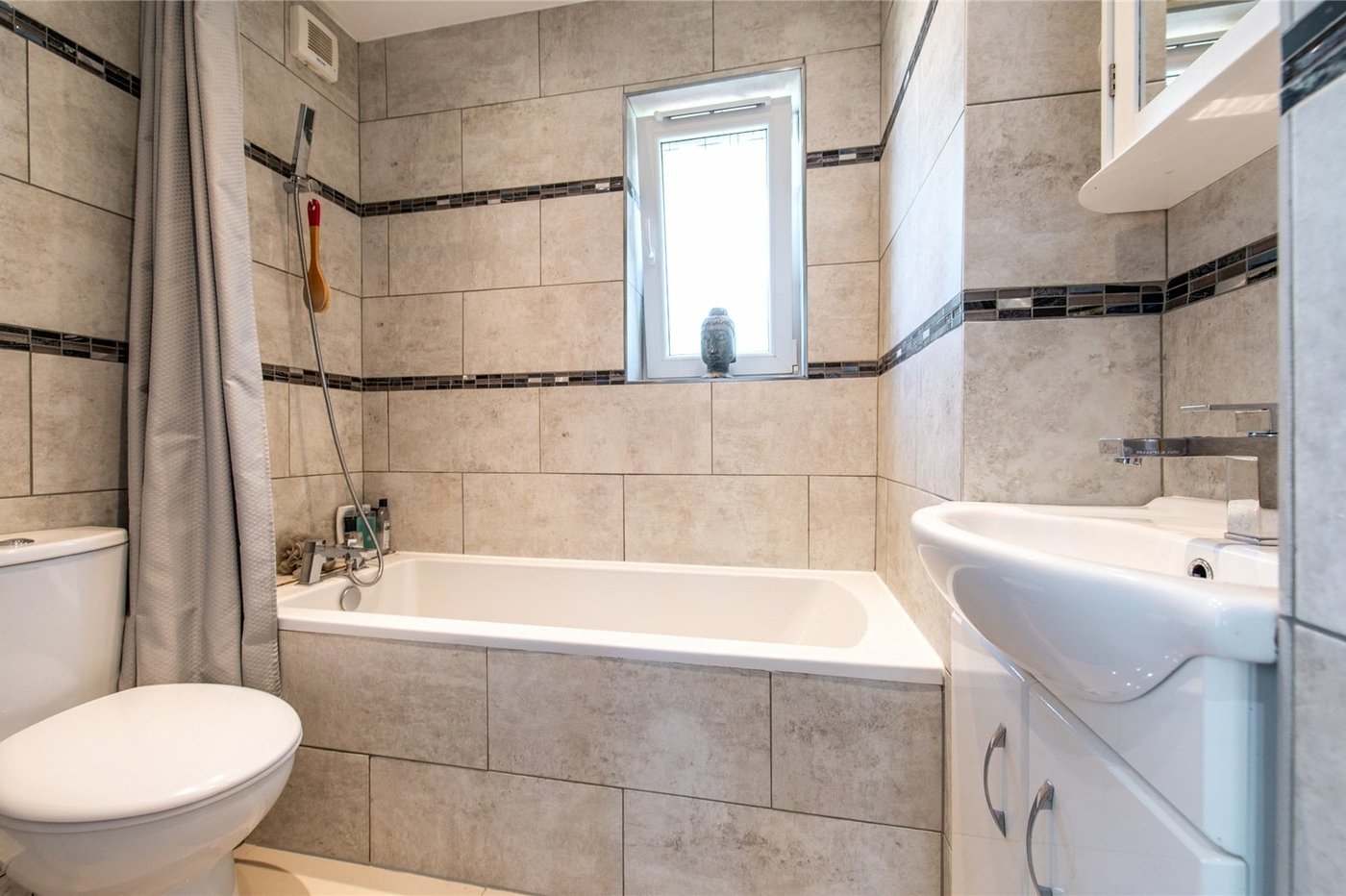 3 bedroom house for sale in Gravesend | Robinson Michael & Jackson