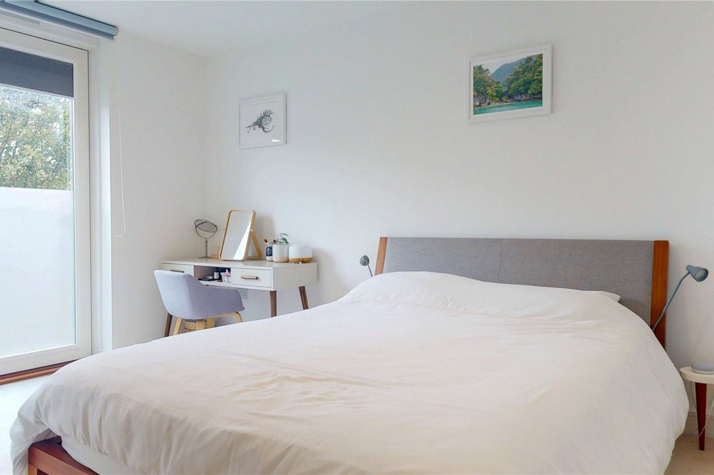 2 bedroom property for sale in Kidbrooke | Robinson Jackson
