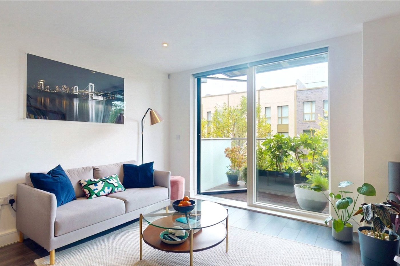 2 bedroom property for sale in Kidbrooke | Robinson Jackson