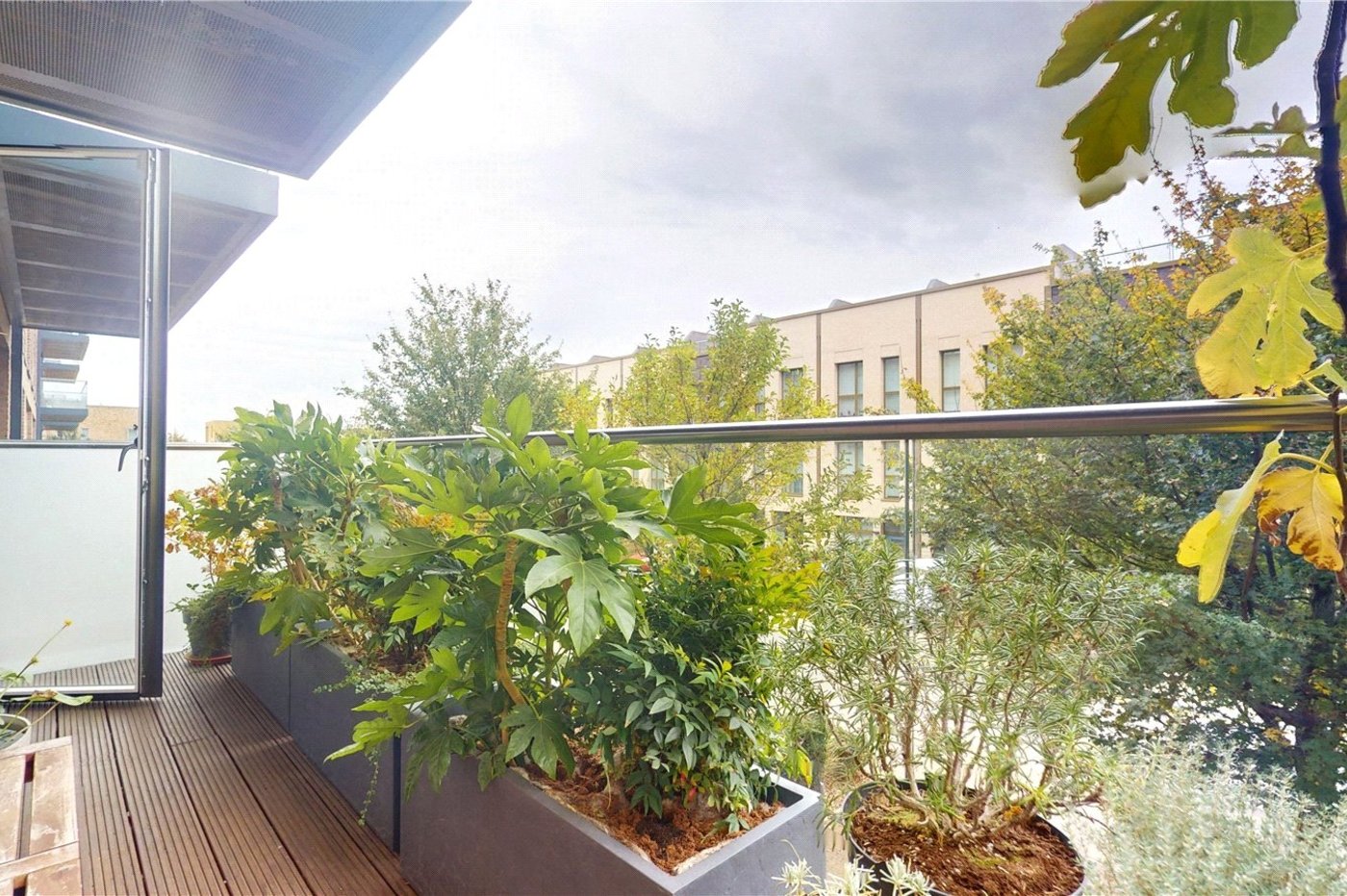 2 bedroom property for sale in Kidbrooke | Robinson Jackson