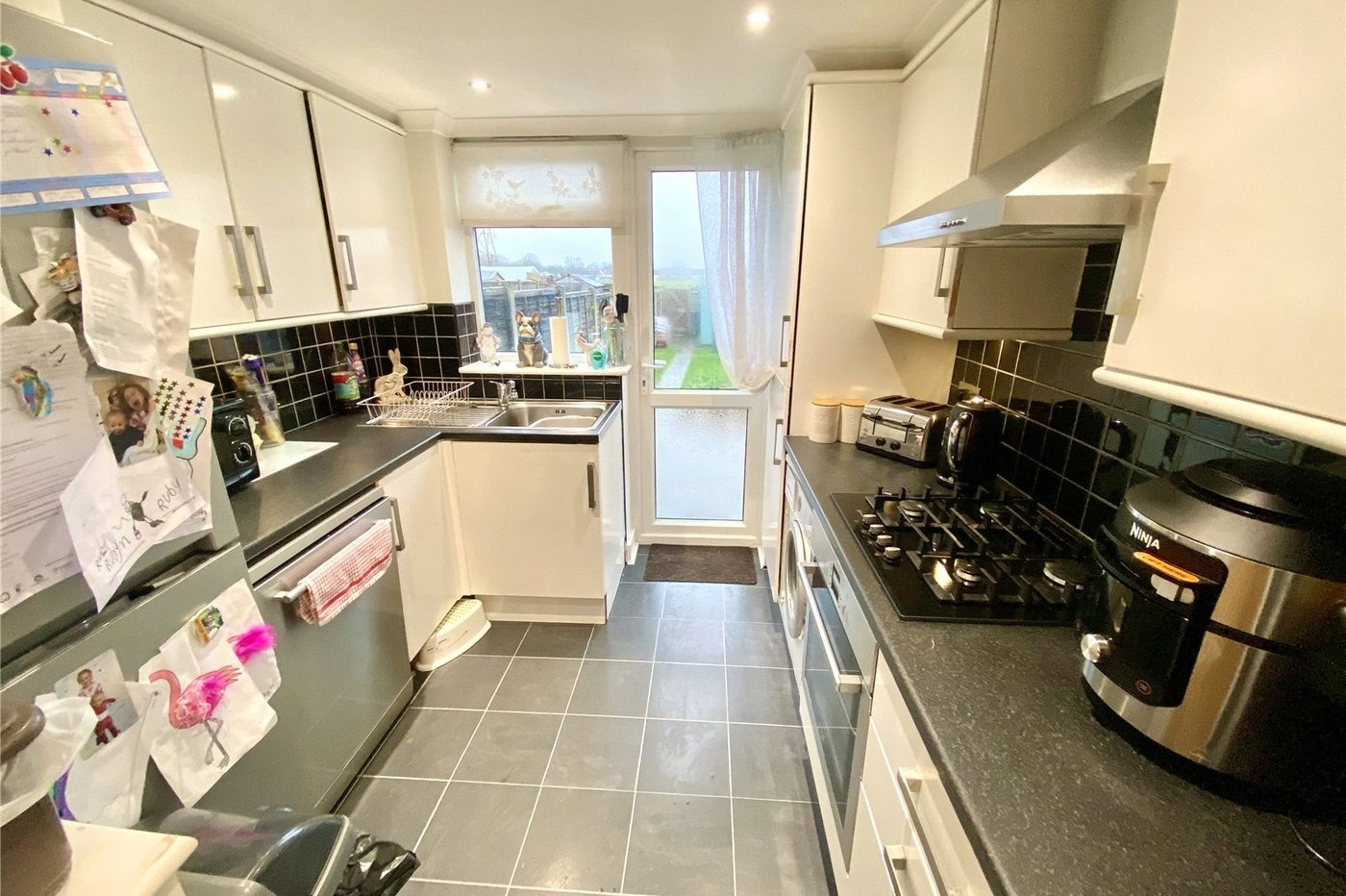 2 bedroom house for sale in Blackfen | Robinson Jackson