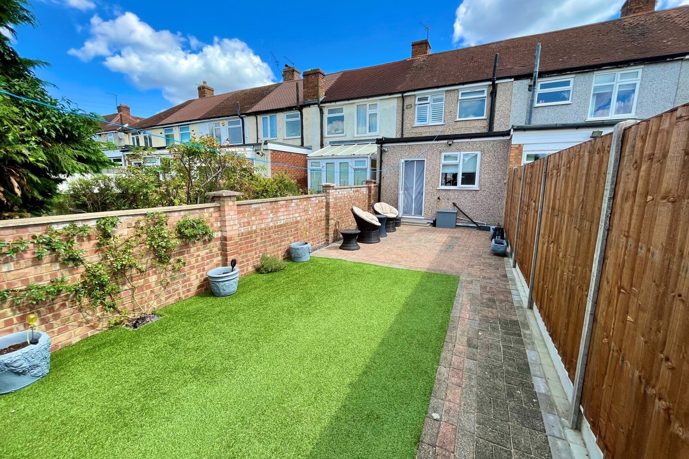 2 bedroom house for sale in Sidcup | Robinson Jackson