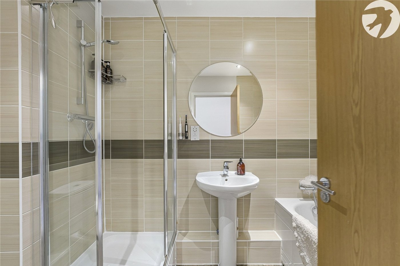 2 bedroom house for sale in Dartford | Robinson Jackson