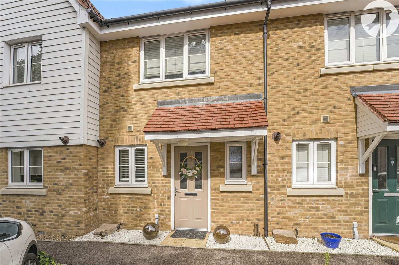 2 bedroom house for sale in West Dartford | Robinson Jackson