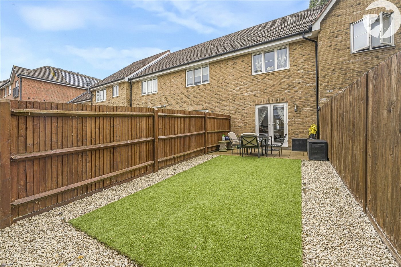 2 bedroom house for sale in West Dartford | Robinson Jackson