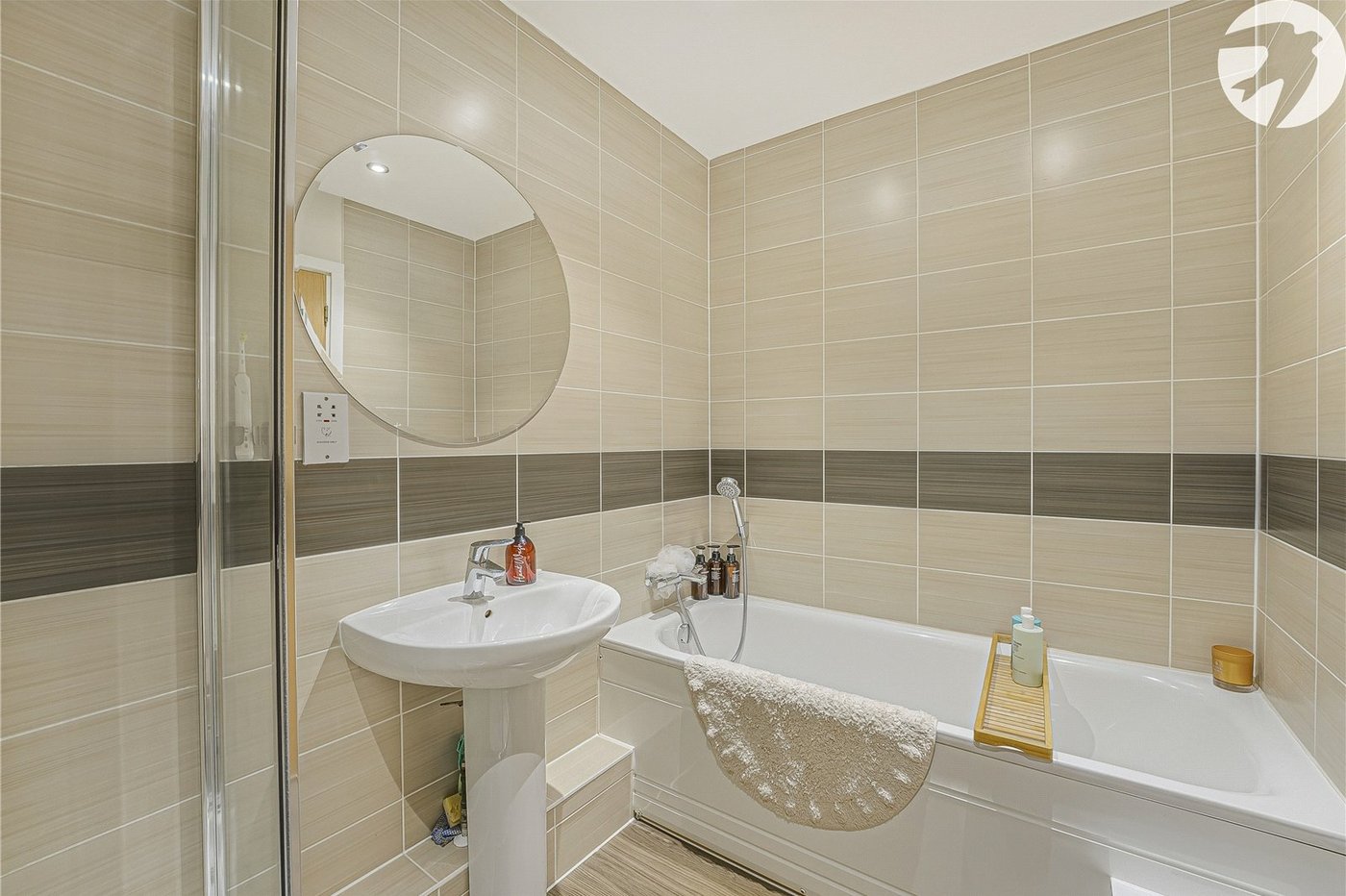 2 bedroom house for sale in West Dartford | Robinson Jackson