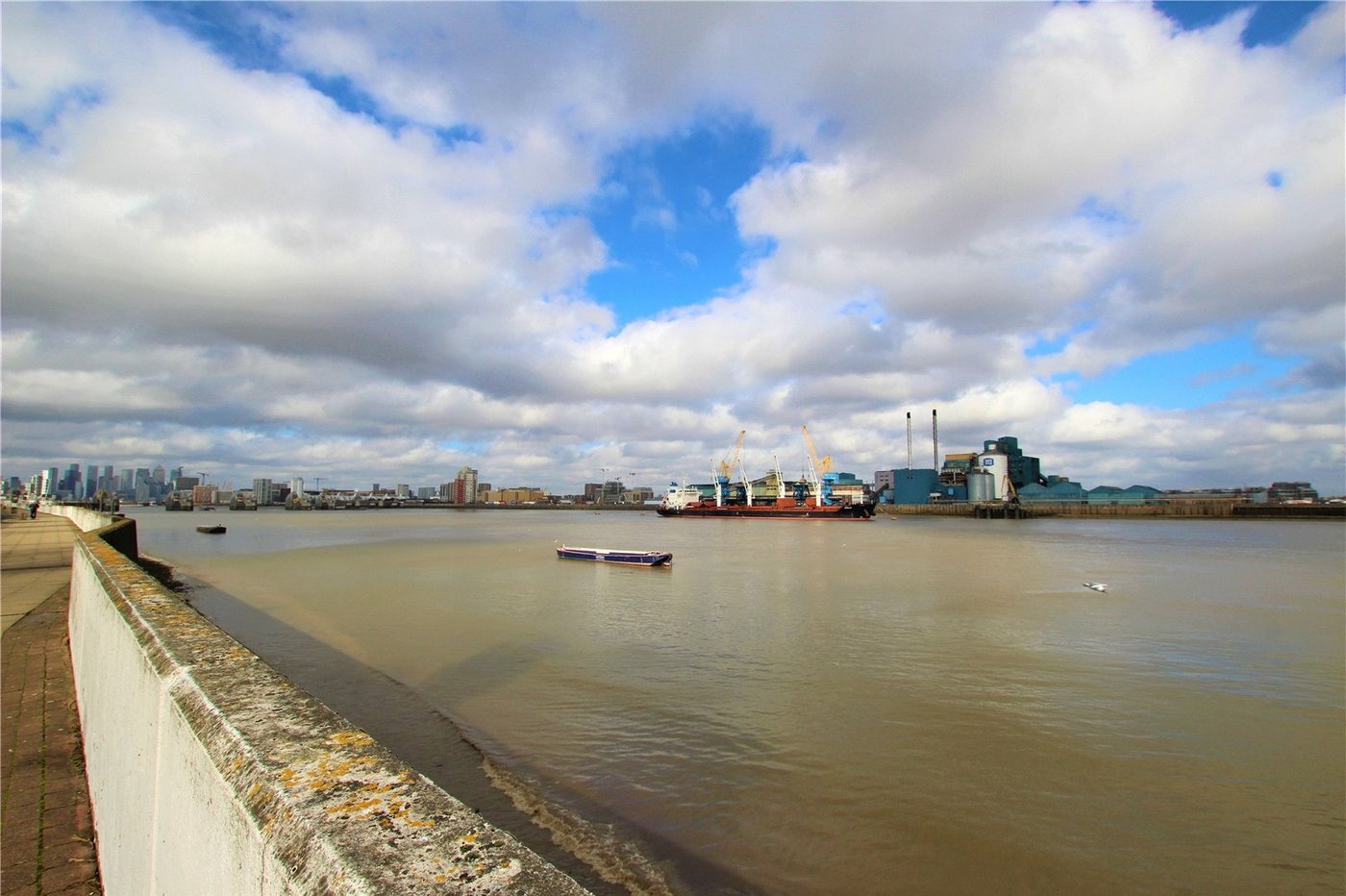 1 bedroom property for sale in Woolwich | Robinson Jackson