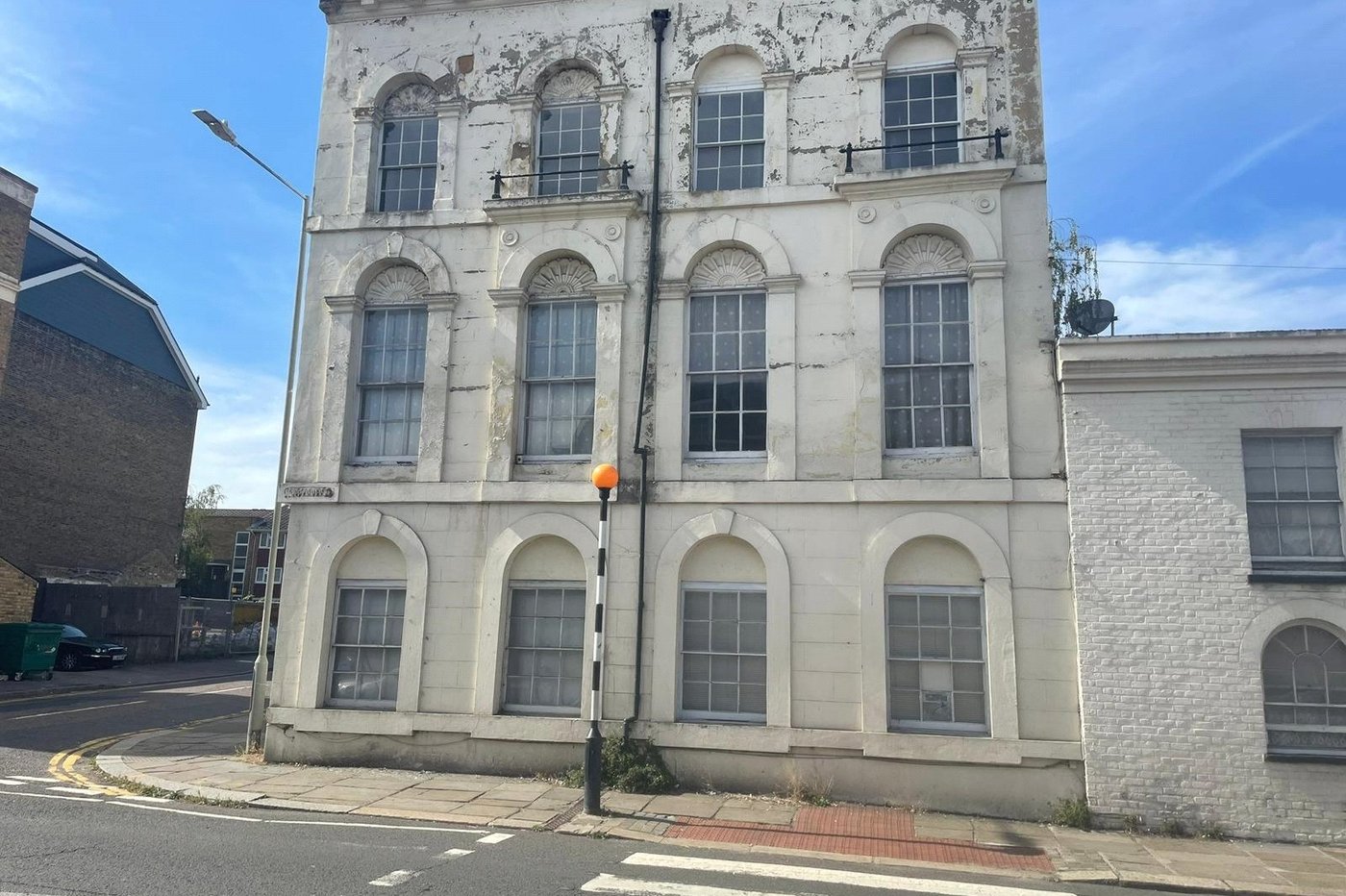 2 bedroom property for sale in Gravesend | Robinson Michael & Jackson