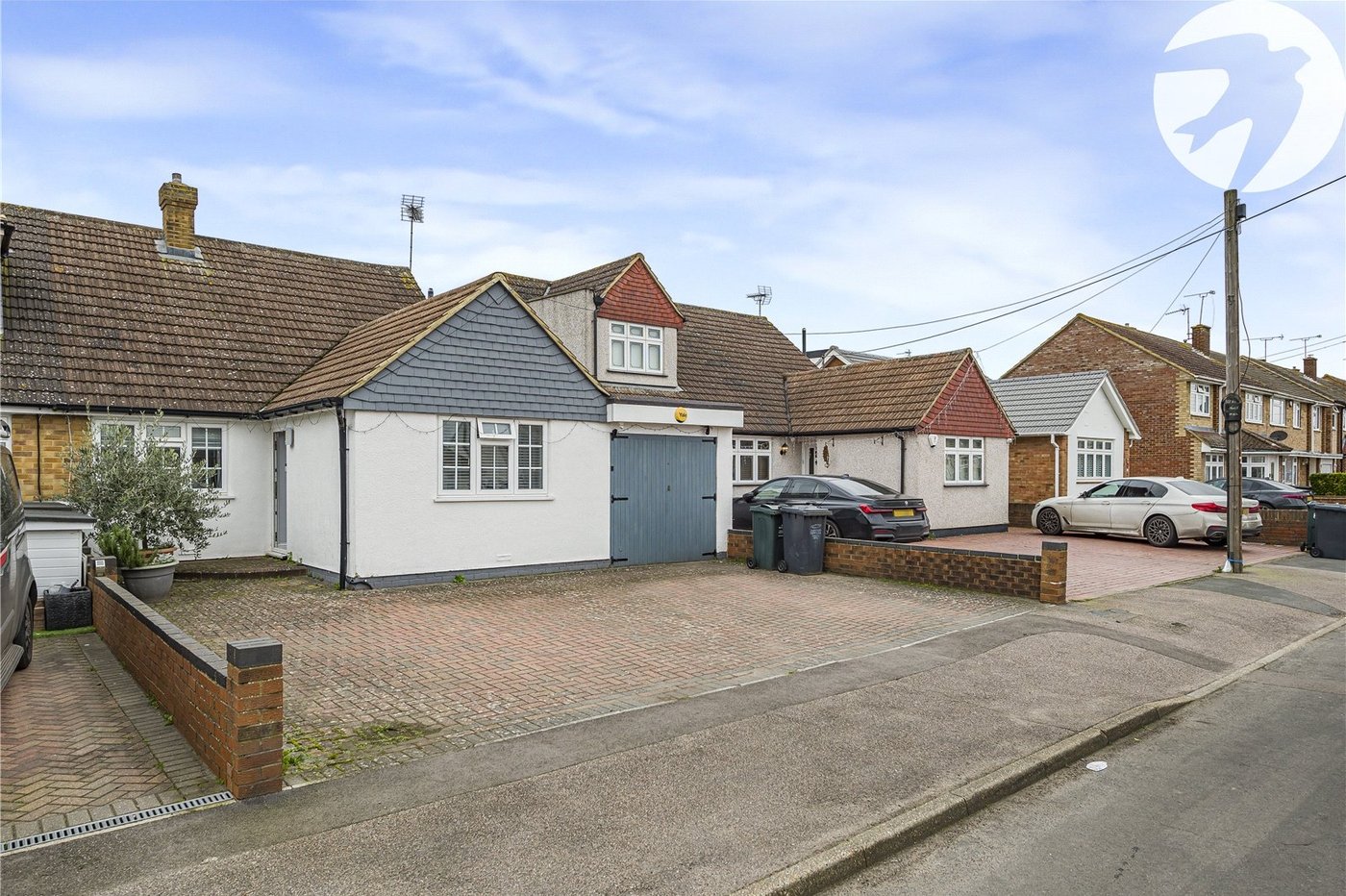 4 bedroom bungalow for sale in Dartford | Robinson Jackson