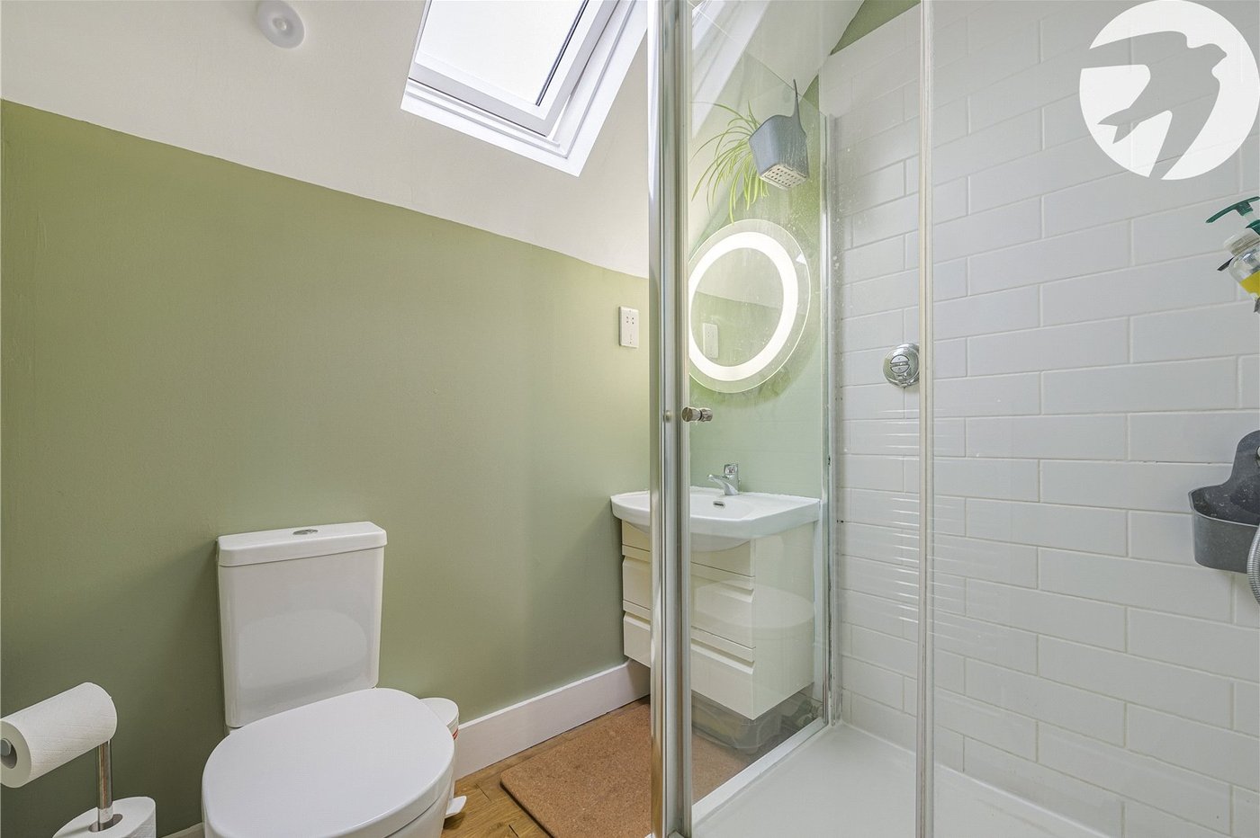 4 bedroom bungalow for sale in Dartford | Robinson Jackson