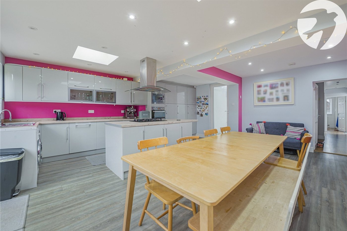 4 bedroom bungalow for sale in Dartford | Robinson Jackson