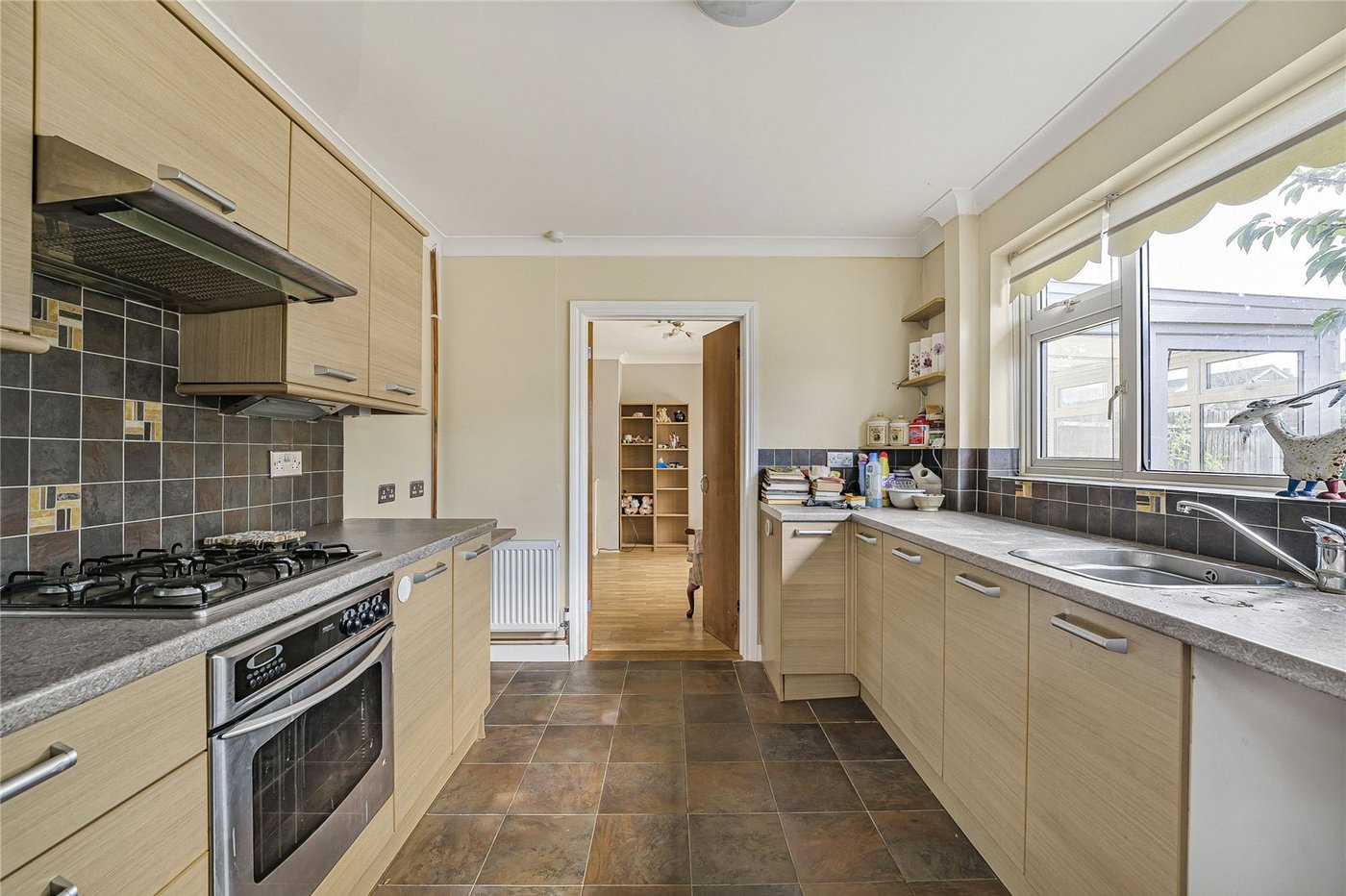 2 bedroom property for sale in Dartford | Robinson Jackson