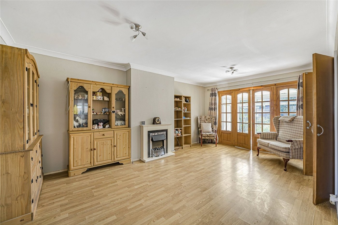 2 bedroom property for sale in Dartford | Robinson Jackson