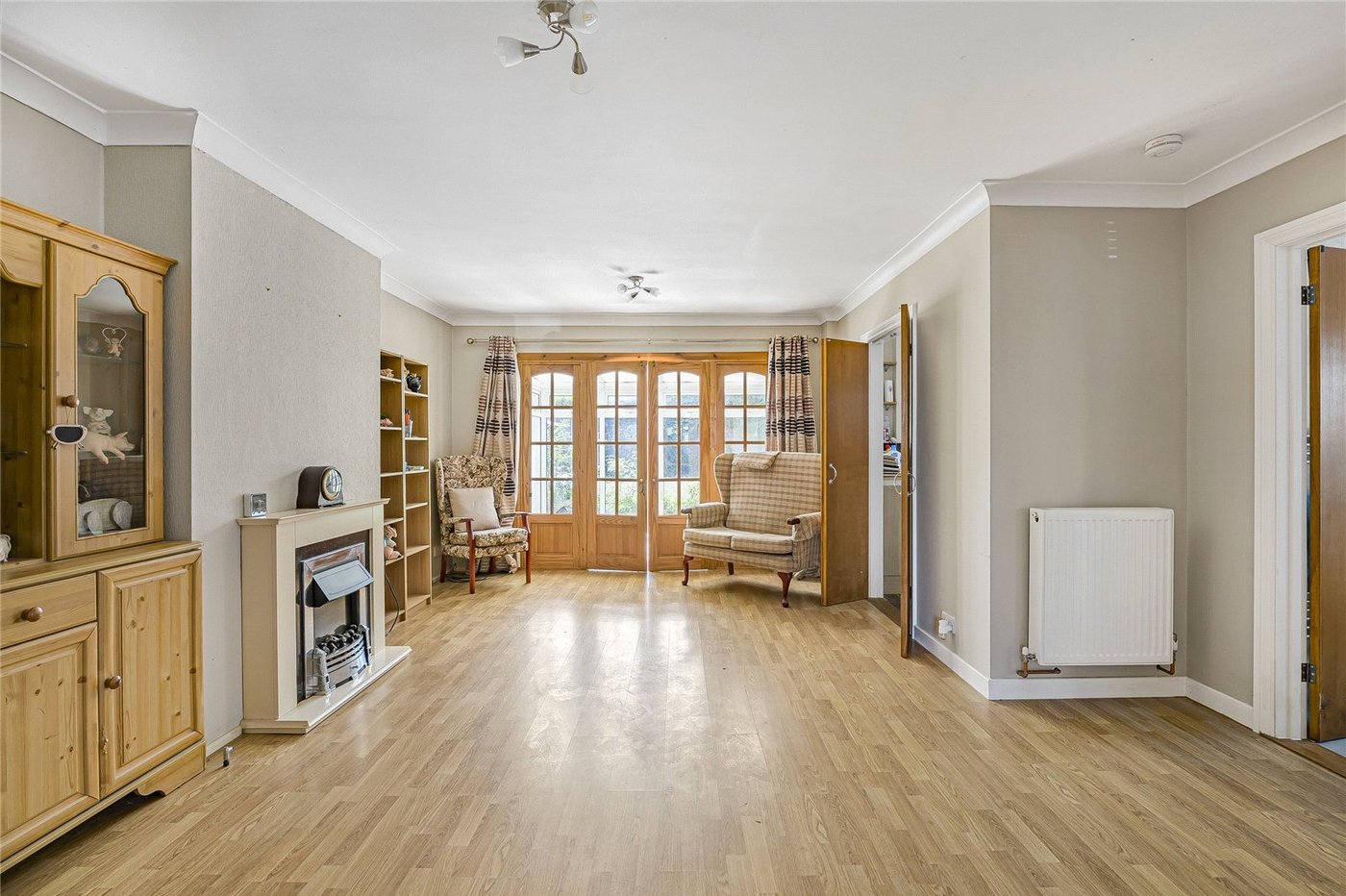 2 bedroom property for sale in Dartford | Robinson Jackson