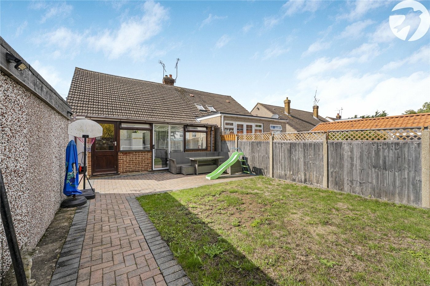 3 bedroom bungalow for sale in Hawley | Robinson Jackson