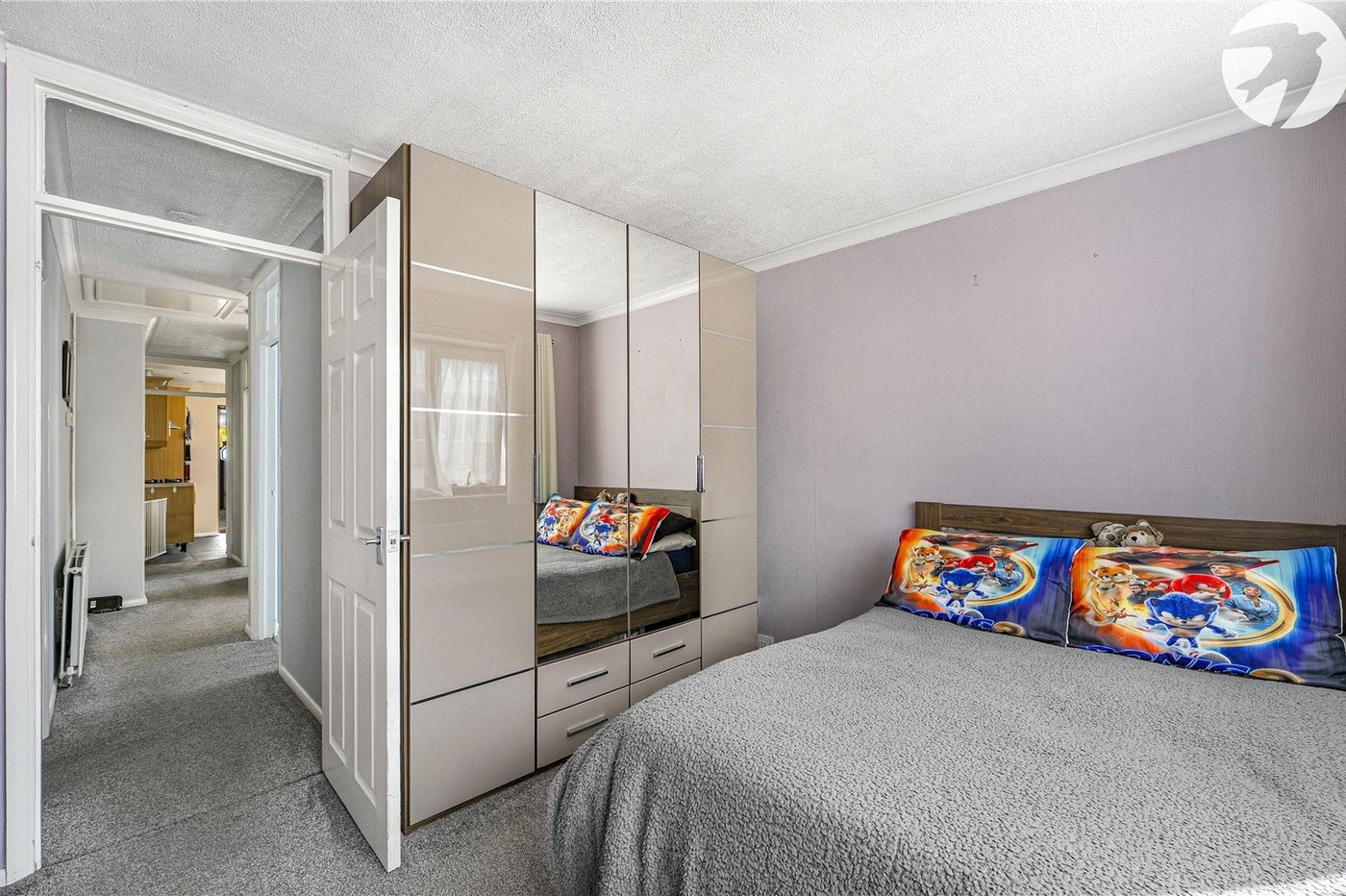 3 bedroom bungalow for sale in Hawley | Robinson Jackson