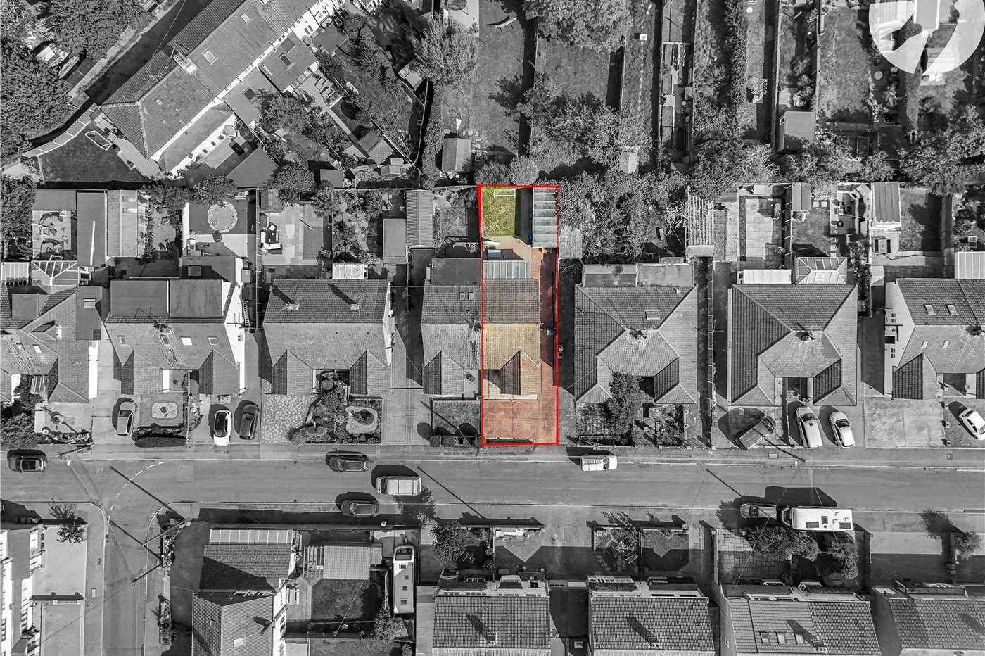 3 bedroom bungalow for sale in Hawley | Robinson Jackson