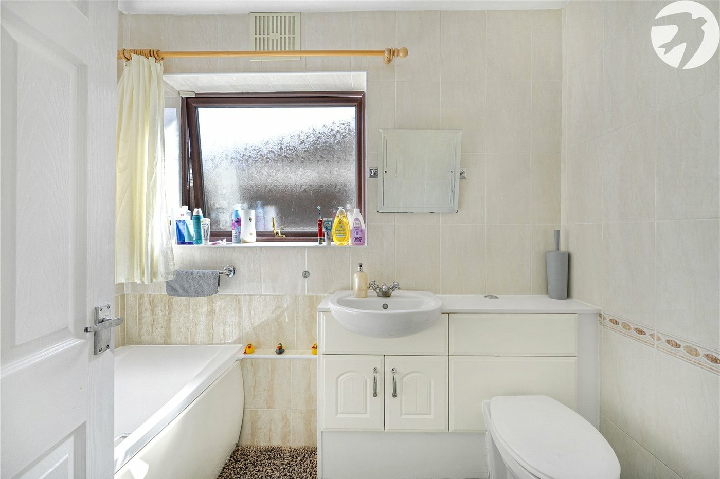 3 bedroom bungalow for sale in Hawley | Robinson Jackson