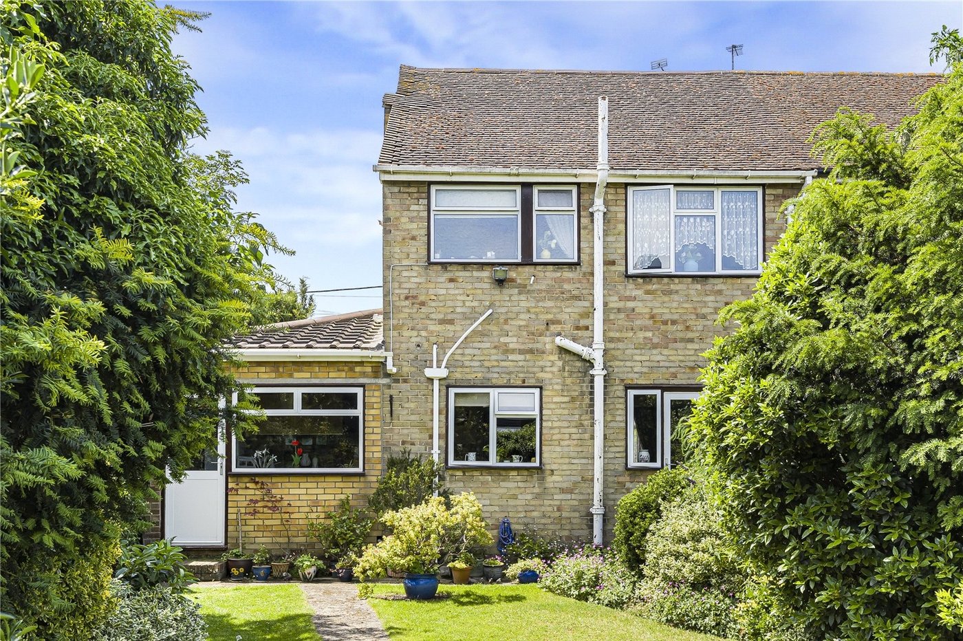 3 bedroom house for sale in Hawley | Robinson Jackson