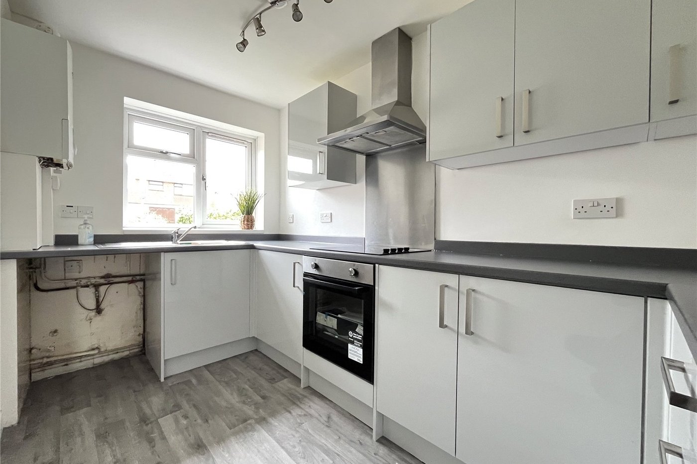 3 bedroom house for sale in Walderslade | Robinson Michael & Jackson